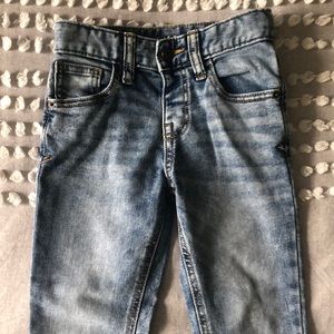 Cat and Jack size 5T boys jeans